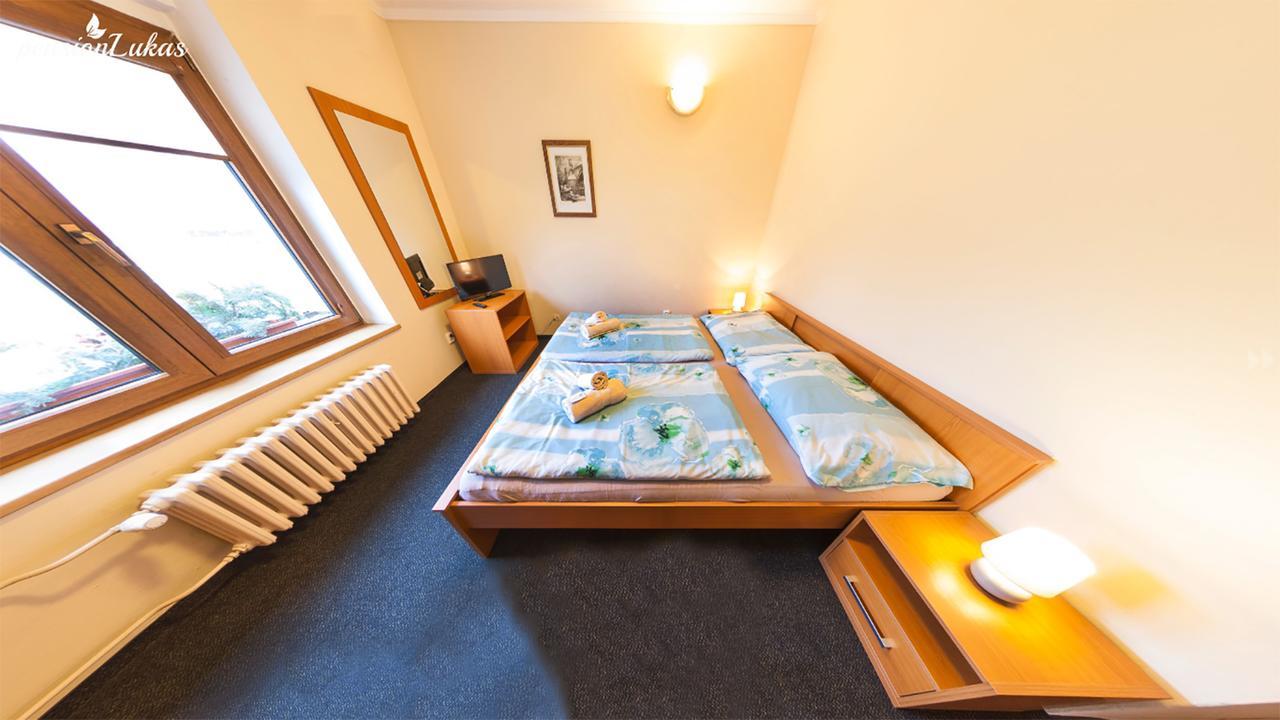 Pension Lukas Karlsbad Kamer foto